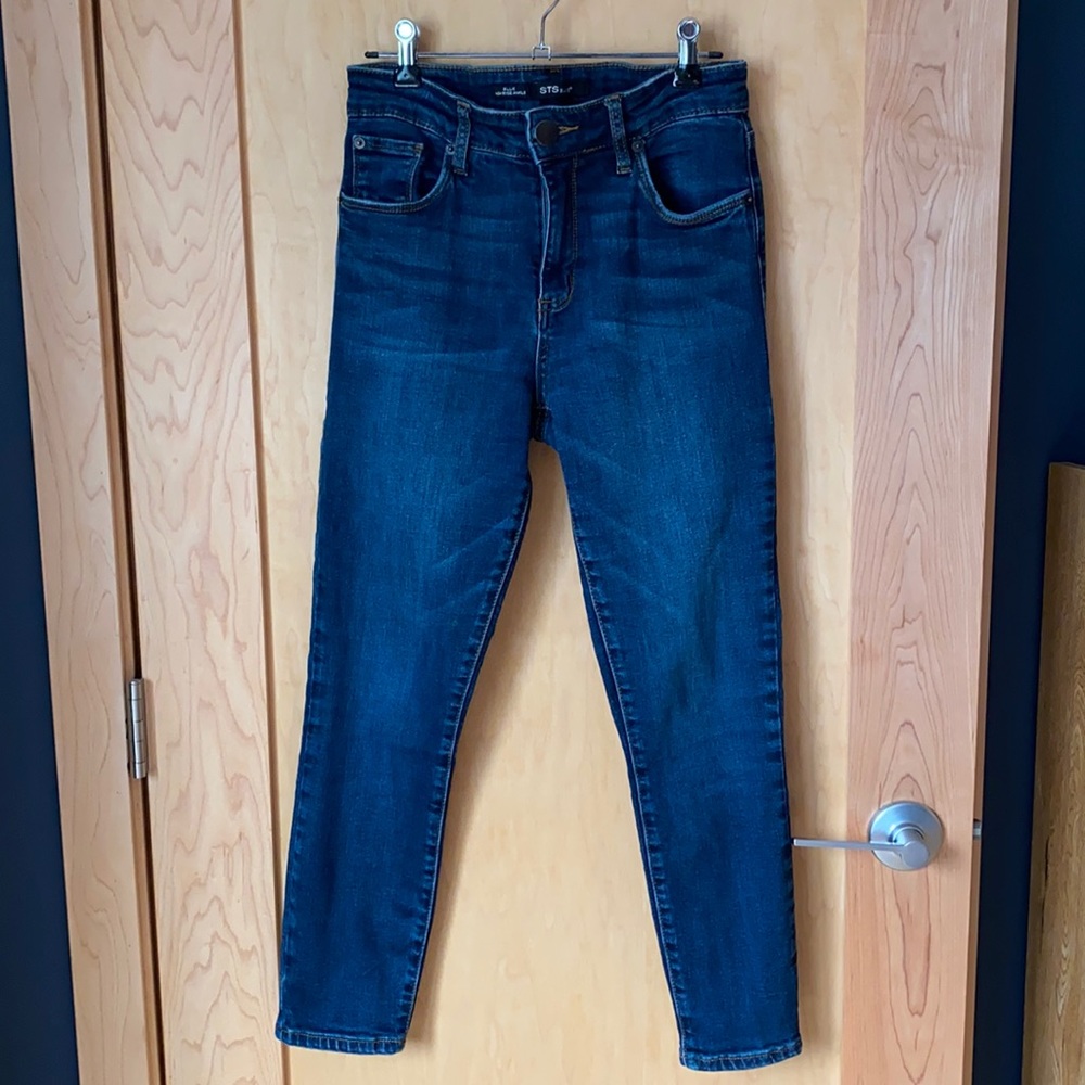 STS Blue Cropped Jeans Sz 26